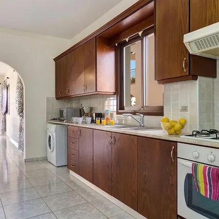 Kassiopeia By Villa Peyia