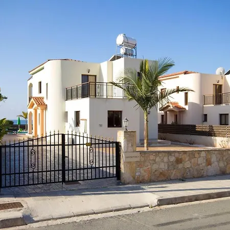 Villa Kassiopeia By *